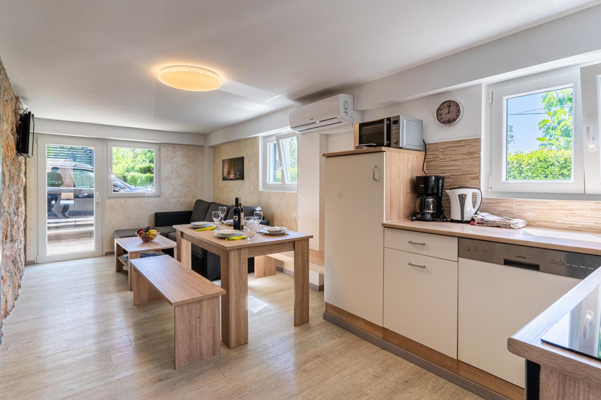 Kuca Matanovic Apartment เซรส ภายนอก รูปภาพ